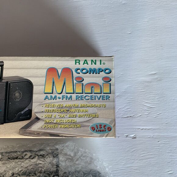 Rare New Vintage 1996 Rani Street Beat AM/FM Radio Player Black Mini BoomBox - Picture 2 of 6